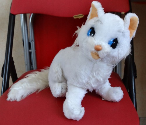 Peluche chat les - -,