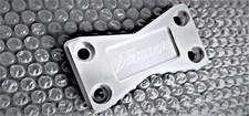 PONTET DE GUIDON ALUMINIUM TAILLE DANS MASSE USINE CNC MOTO YAMAHA FAZER 1000