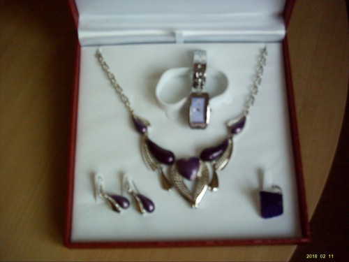 Ecrin bijoux pour femme - bijoux,