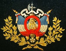 PLAQUE EN MÉTAL   armoirie