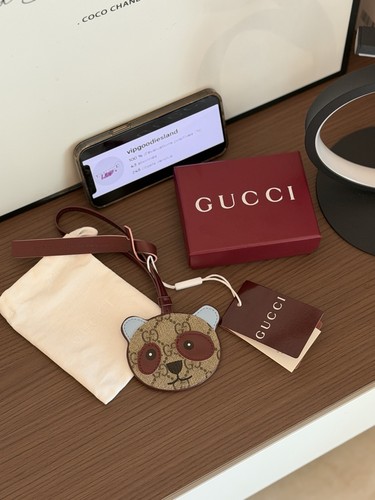 Gucci panda leather bag charm - gucci,