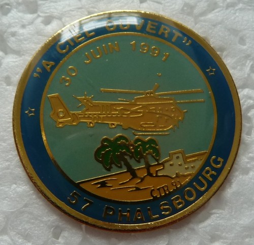 Pin militaire rhc a - pin's, 1