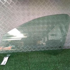 Vitre avant gauche PEUGEOT 206
