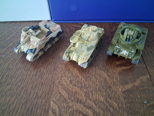 Lot vehicule militaire - de, 3