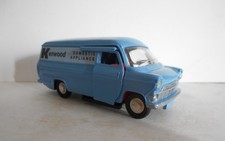 Dinky toys FORD TRANSIT "KENWOOD"  n° 407 de 1966 Made in England