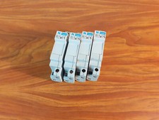 Lot 4 coupe circuit porte