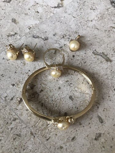 Gold plated pearl - plated, pearl/
