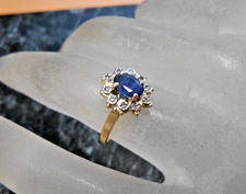 Bague  or jaune  18K  sertie d