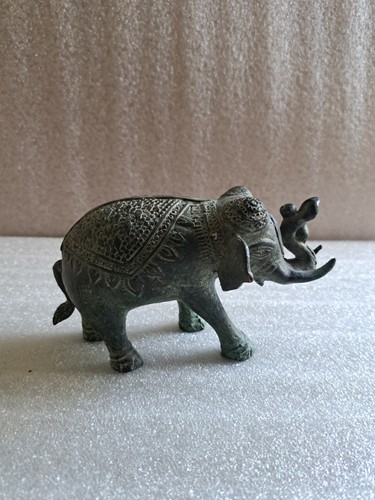 Ancienne statuette éléphant