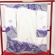 Kimono japonais « FURISODE »