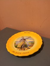 Assiette décorative signée