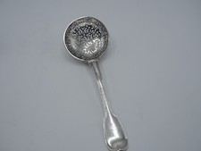 SAUPOUDREUSE CUILLERE A SUCRE