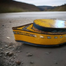BISCUITS BRUN Grenoble - rare Boite ancienne tole lithographiée BATEAU