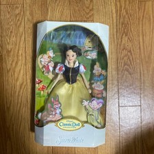 Poupée classique Disney