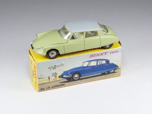 Dinky toys france - dinky, 530