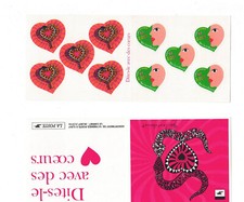 TIMBRE FRANCE CARNET Dites-le avec des Coeurs   neuf Yves Saint Laurent