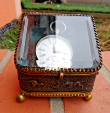 ANCIEN COFFRET PORTE MONTRE A GOUSSET SYLE NAPOLEON III LAITON REPOUSSE