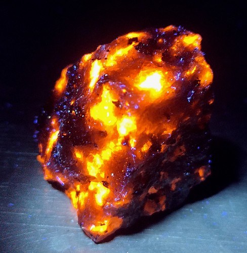 Yooperlite fluorescente uv - yooperlite,