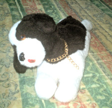 Peluche doudou range-pyjama