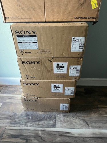 Sony vpl phz51 300 - vpl-phz51, lumens