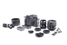 Appareil photo numérique hybride Fujifilm X-T4 #0CQ12012 Avec 2 objectifs.