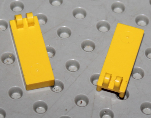 Lego yellow hinge tile - hinge, 4531