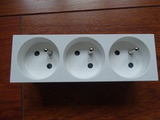 HAGER PRISE COURANT TRIPLE