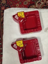 CENDRIERS Rouge & Jaune Vintage PUBLICITAIRE- Winfield- Matière Plastique 