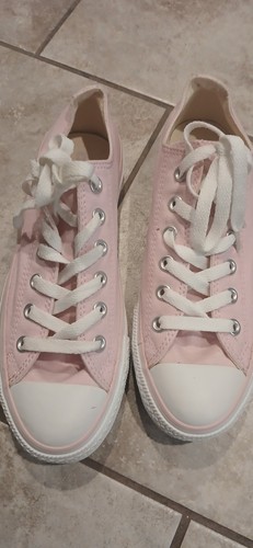 Pink converse sneakers size - pink, us