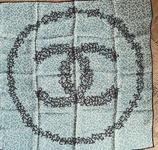 foulard chanel