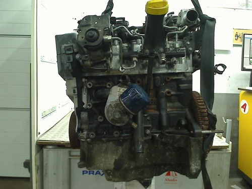 Moteur 8201535495 renault - moteur,