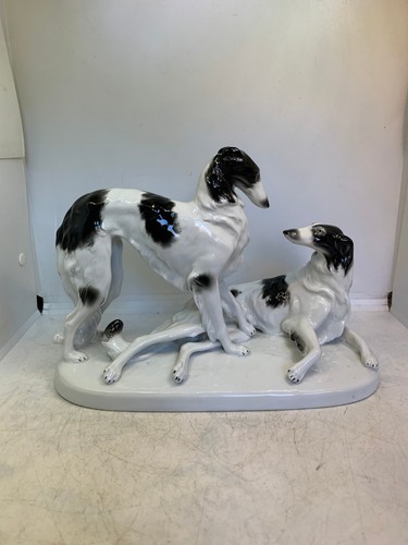 Ancien sujet couple chien - ancien,