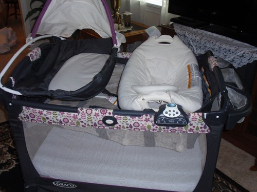 Graco pack play - graco, play.