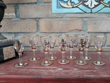 Lot 9 Verres à pieds Liqueur