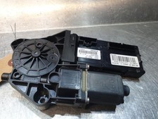 Moteur leve vitre avant gauche