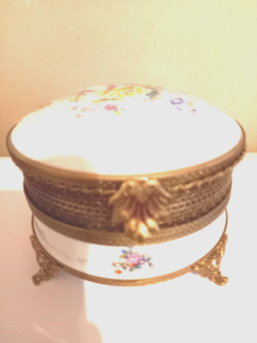 Limoges grosse bonbonnière - grosse,