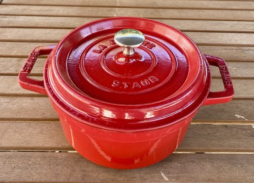 Petite cocotte ronde fonte - cocotte,