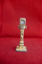 Dinky toys Ancienne pompe à