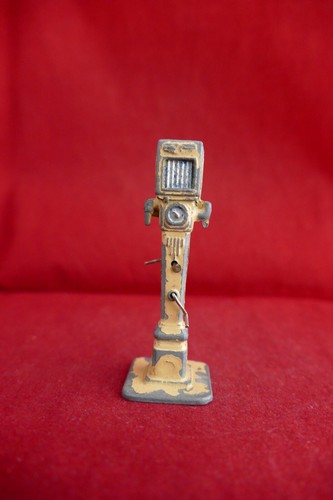 Dinky toys ancienne pompe - toys, à