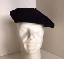 Béret basque véritable en laine marine ROYAL BASQUE T.54