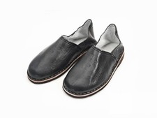 Babouche chausson berbère artisanale en cuir hommes et femmes fait au Maroc NOIR