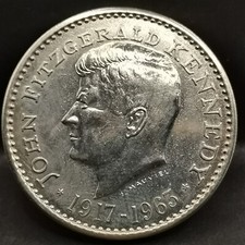 MEDAILLE 41 mm JOHN FITZGERALD KENNEDY 1917 1963 / SANS CAPSULE