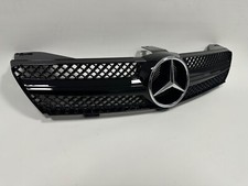 CALANDRE MERCEDES NOIR BRILLANT CLS W219 PHASE 1 DE 07/2004 A 01/2008 ET LOGO