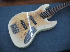 Guitare électrique BACCHUS