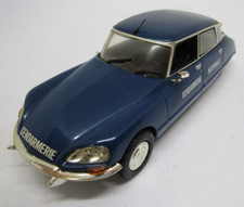 AU890 NOREV HACHETTE POLICE