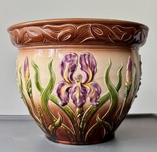 RARE Cache Pot en Faïence de Sarreguemines Décor Iris Époque 1900 ART NOUVEAU.