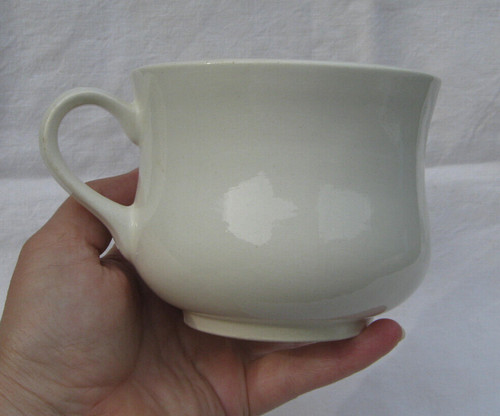 Ancienne grande tasse - , à