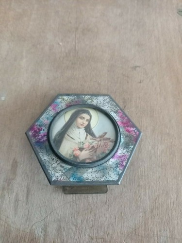 Ancien petit objet religieux