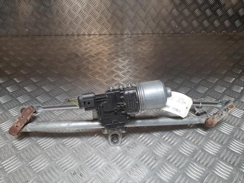 Moteur essuie glace avant