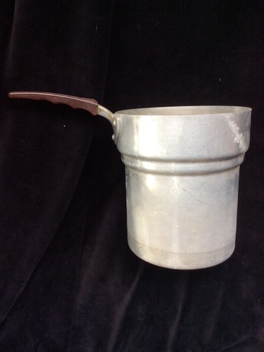 Casserole ancienne vintage - vintage, en